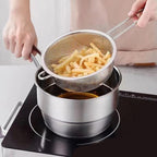 Portable Stainless Steel Colander Basket, Multipurpose Strainer for Kitchens, Comfortable Grip